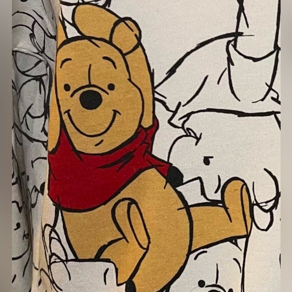 Disney Winnie the Pooh Sweatshirt Women’s Small White Allover Graphic Print - Picture 6 of 6